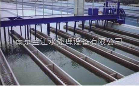 給水(shuǐ)沉澱池虹(hóng)吸式斜管(guǎn)吸泥(ní)機