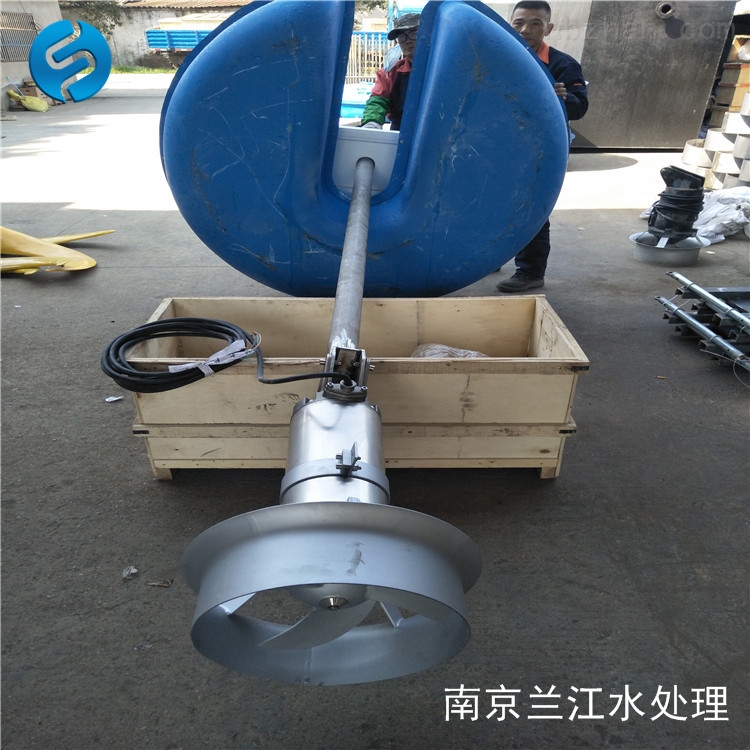 提水(shuǐ)型河(hé)道漂(piāo)浮(fú)式曝氣(qì)機圖(tú)片