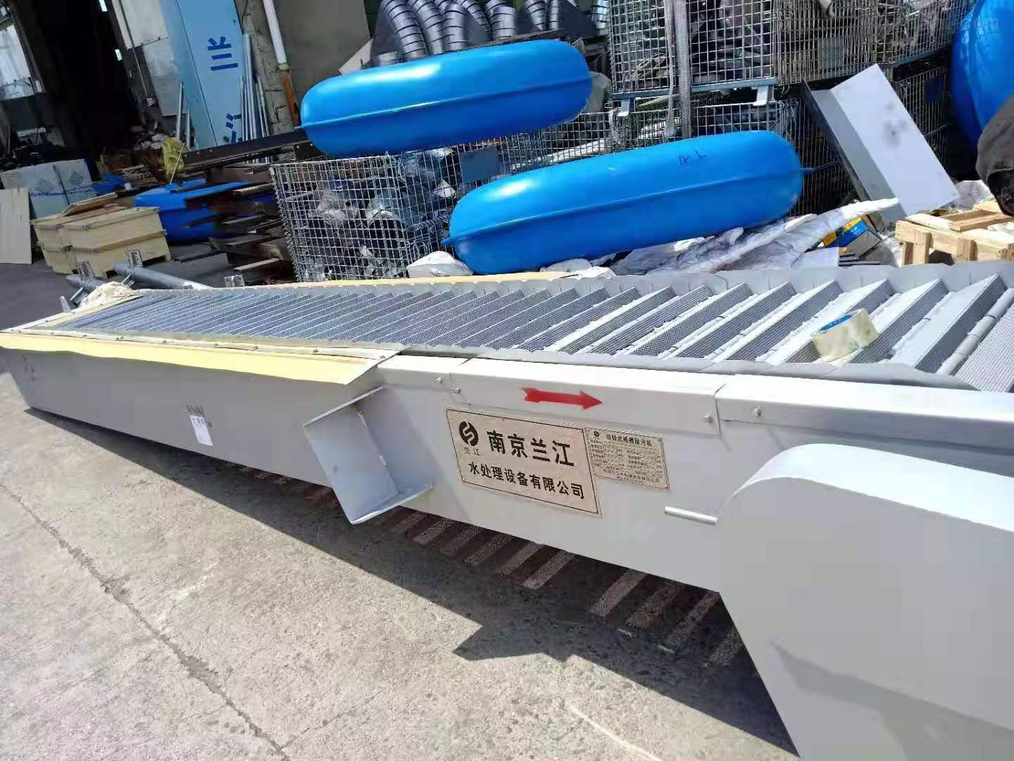 非金屬孔闆(pǎn)式(shì)格栅除污(wū)機